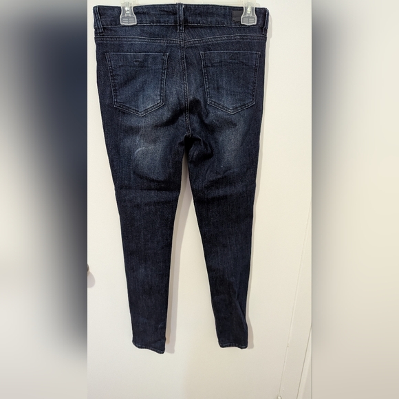 Jeans for Women - Picture 2 of 5